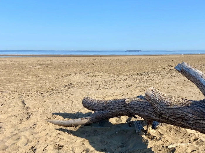 View-to-Steep-Holm-Island-from-Berrow-Beach